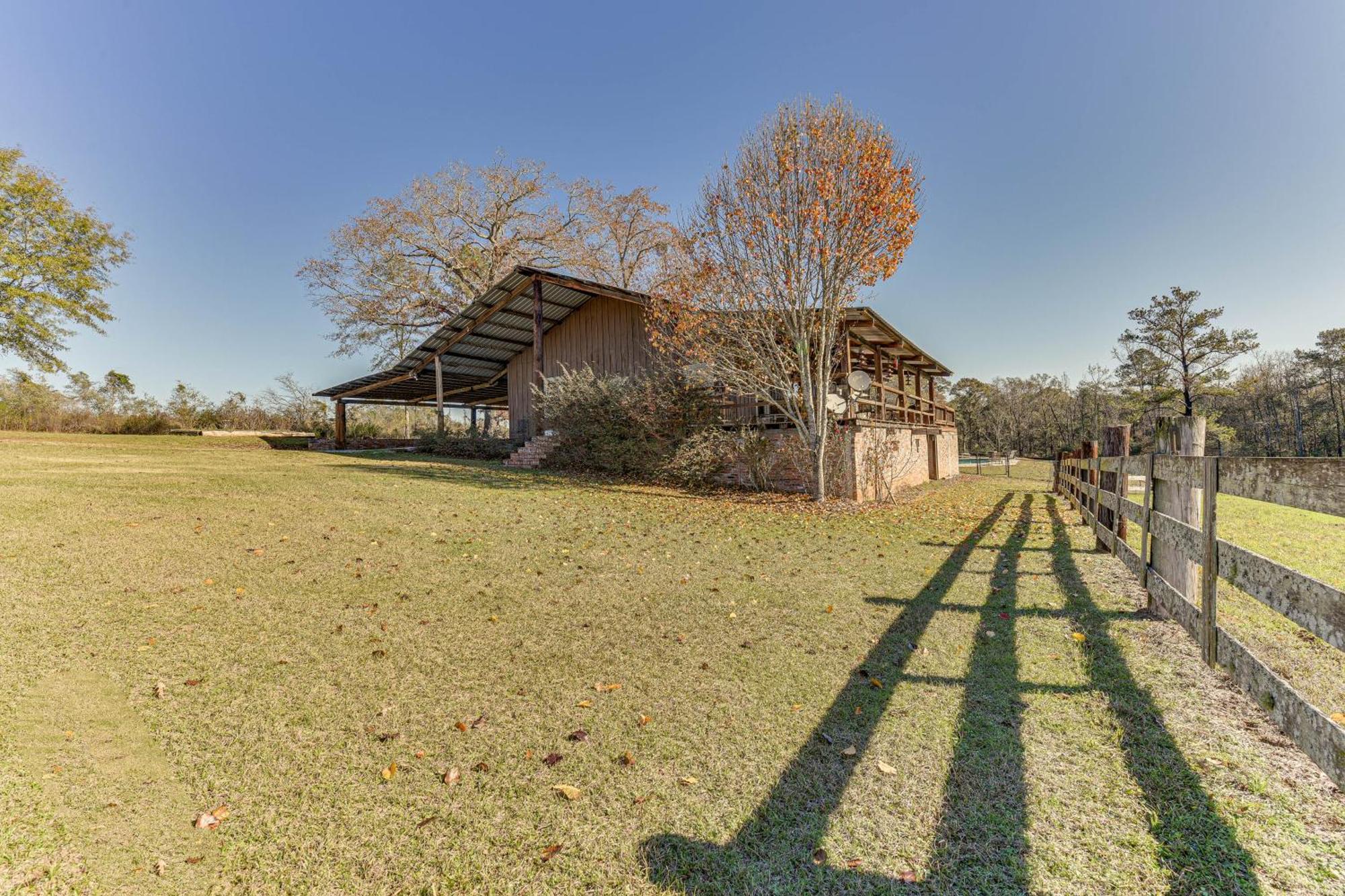 Pet-Friendly Opp Vacation Rental With Spacious Deck! Exteriér fotografie