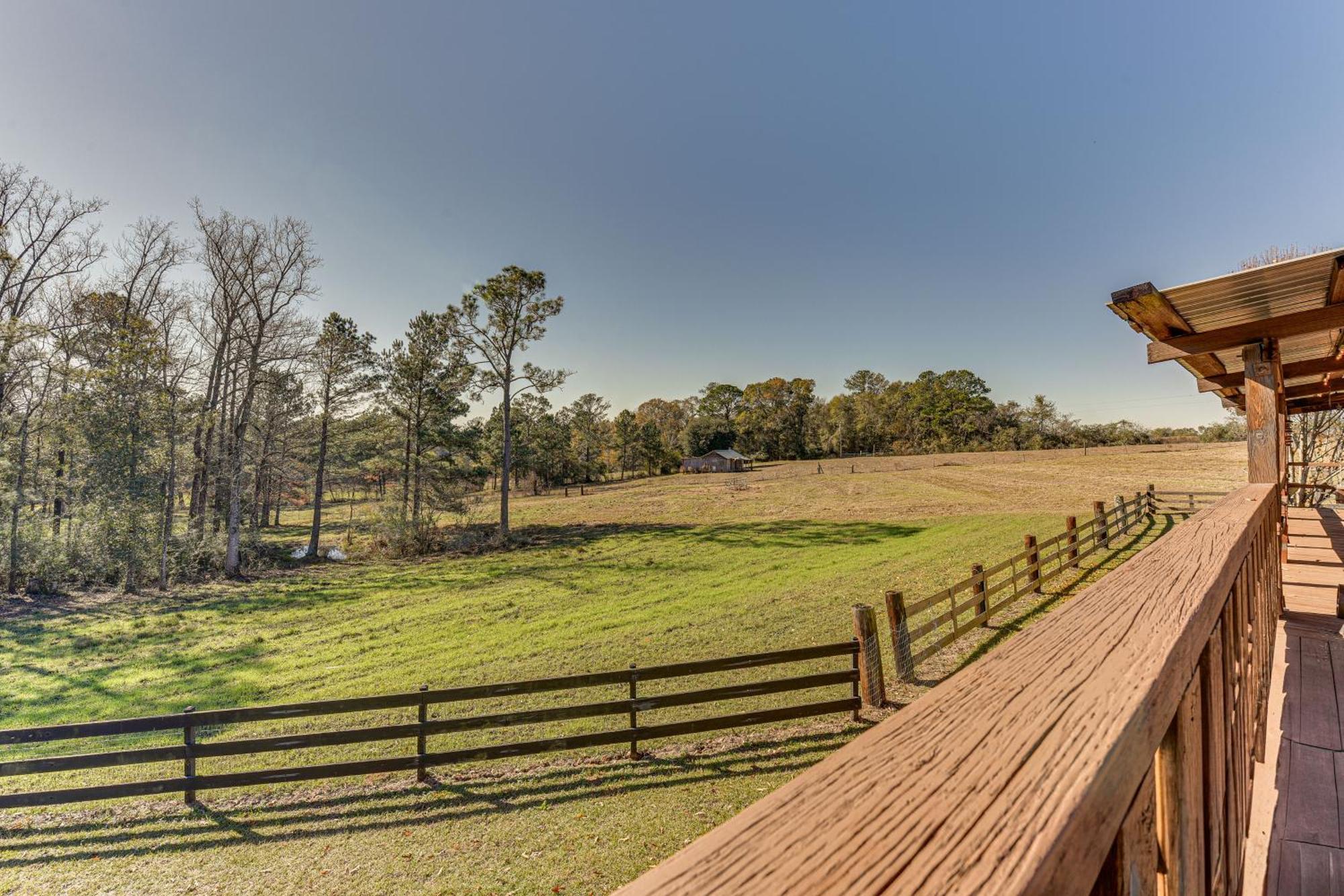 Pet-Friendly Opp Vacation Rental With Spacious Deck! Exteriér fotografie